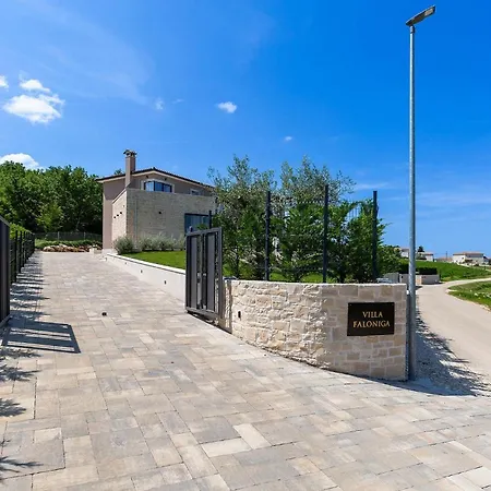 Faloniga Tatil Evi *