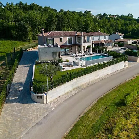 Faloniga Tatil Evi *